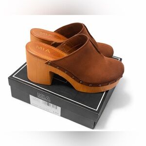 MIA ISRA Brown Leather Clog Mules Wooden Platform Heels Size 8 EUC